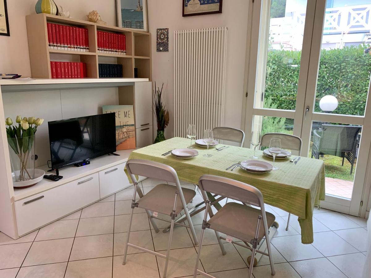 Medusablu121 Punta Marina Kültér fotó