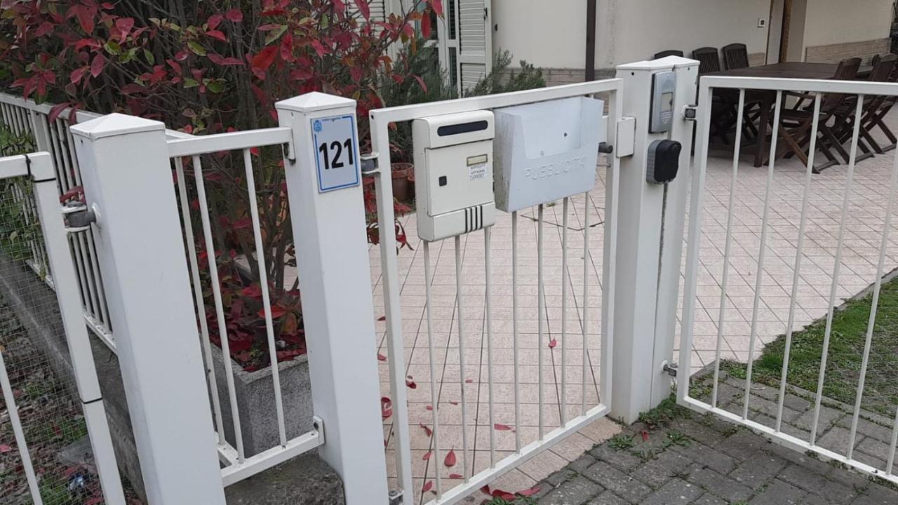 Medusablu121 Punta Marina Kültér fotó